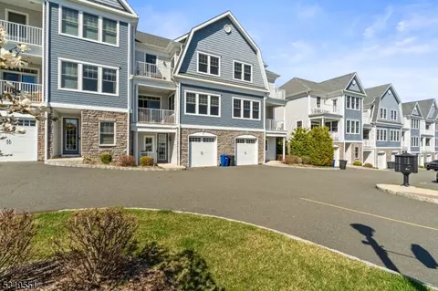 468 River Styx Rd # -3, Hopatcong, NJ 07843
