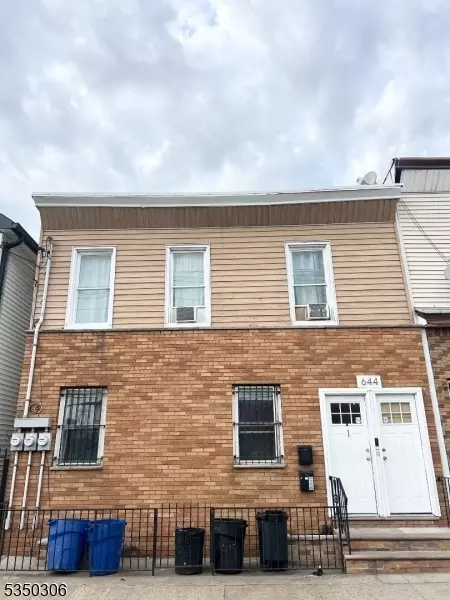644 Ferry St, Newark, NJ 07105