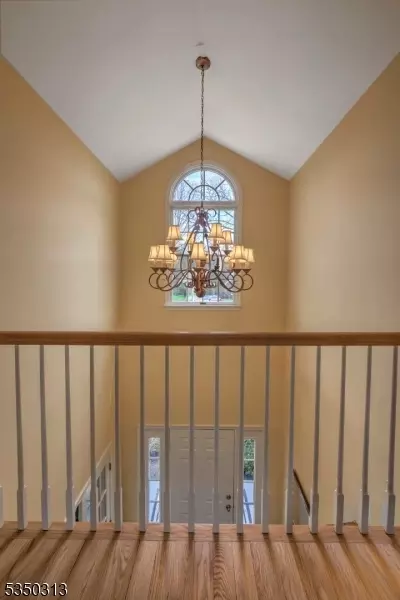 7 Perry St, Peapack, NJ 07977 photo 16