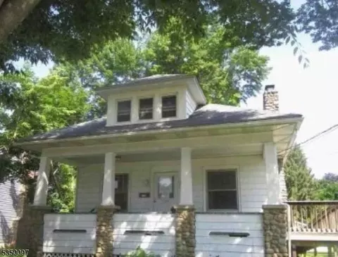 520 Grand Ave, Hackettstown, NJ 07840