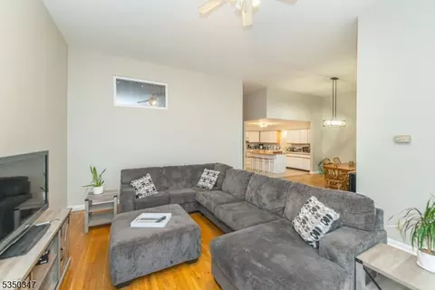 79 Adams Ter #79, Clifton, NJ 07013