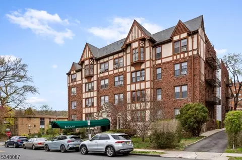 55 Randolph Pl #304, City Of Orange, NJ 07050