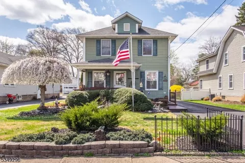 642 Lincoln Ave, Pompton Lakes, NJ 07442