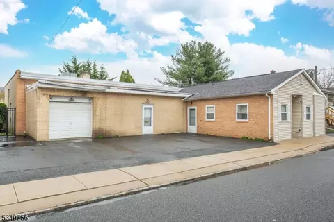 58 Coney Rd, Little Falls Twp, NJ 07424