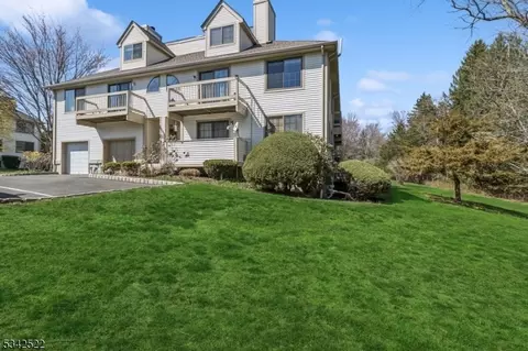 2705 Hemlock Pl, Basking Ridge, NJ 07920