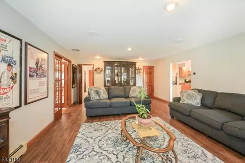 3 Little Pl, Wayne, NJ 07470 photo 10