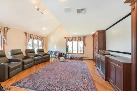3 Little Pl, Wayne, NJ 07470 photo 16