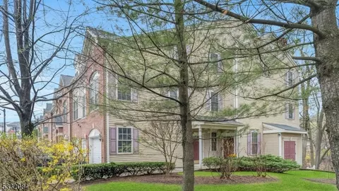 515 Donato Cir, Scotch Plains, NJ 07076
