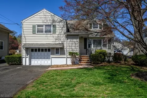 241 N Jackson Ave, North Plainfield, NJ 07060