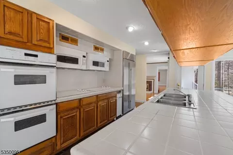 19 Summit Rd, Brookside, NJ 07926 photo 8