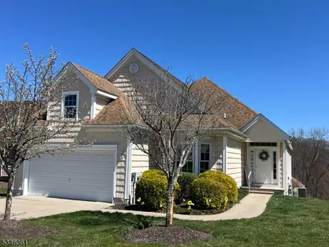 13 Gathering Rd, Wantage, NJ 07461