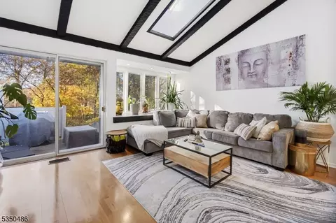 117 Marion Dr, West Orange, NJ 07052
