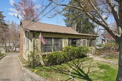 24 Lake Trl, Wayne, NJ 07470 photo 2