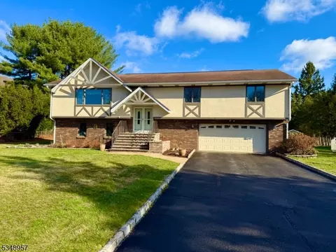 3 Wayne Ct, Wharton, NJ 07885