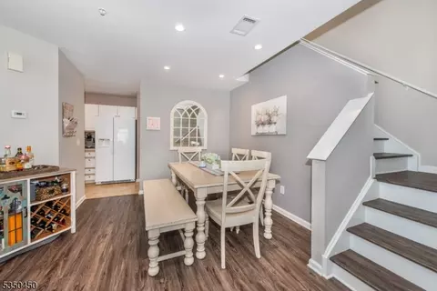 44 Ridgedale Ave #115, Morristown, NJ 07960