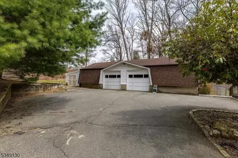 3 Brook Ln, Dover, NJ 07801 photo 38