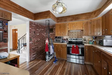 3 Brook Ln, Dover, NJ 07801 photo 13
