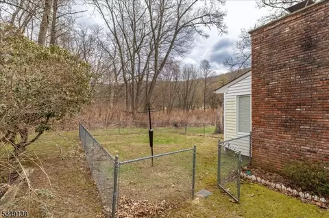 3 Brook Ln, Dover, NJ 07801 photo 35
