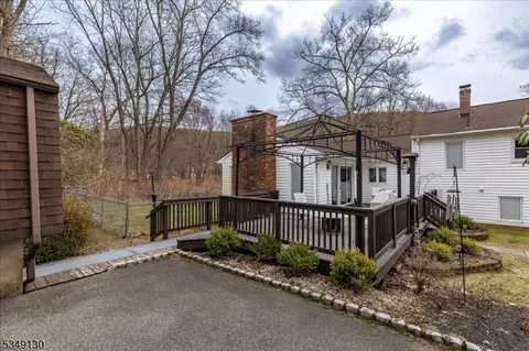 3 Brook Ln, Dover, NJ 07801 photo 34