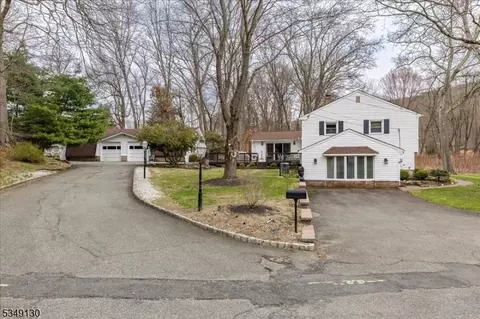 3 Brook Ln, Dover, NJ 07801 photo 37