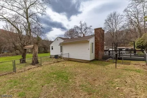 3 Brook Ln, Dover, NJ 07801 photo 36
