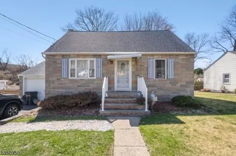 10 Stony Brook Rd, Rockaway, NJ 07866