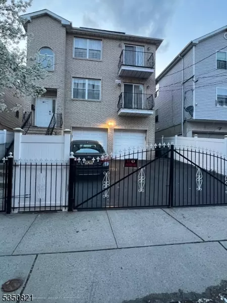 89 Chadwick Ave, Newark, NJ 07108