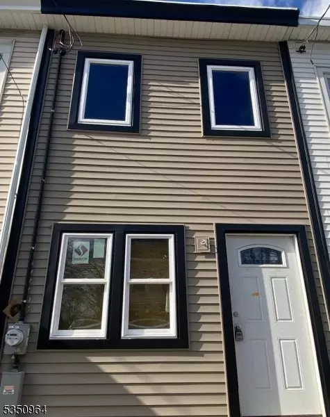 39 Hayes Ave, Trenton, NJ 08618
