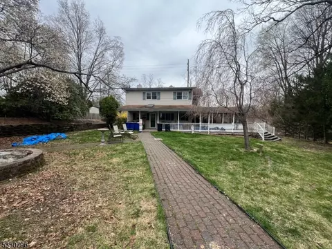 1 Fischer Trl, Denville, NJ 07834