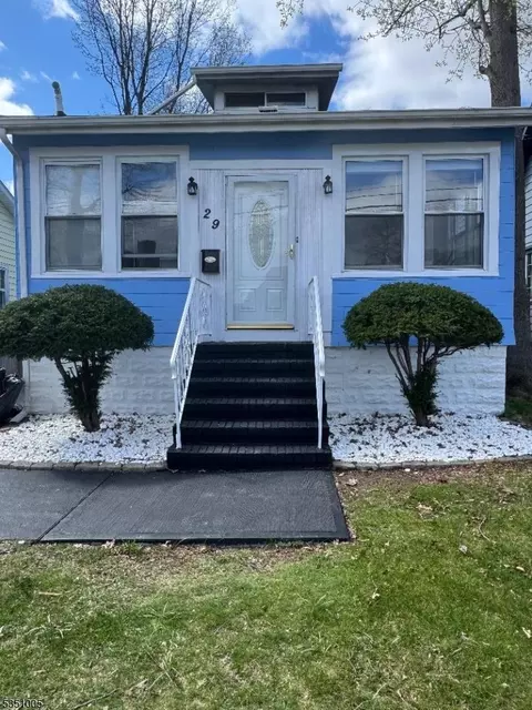 29 Ligham St, Belleville, NJ 07109