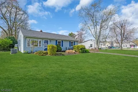 2 Harry Rd, Bridgewater, NJ 08807