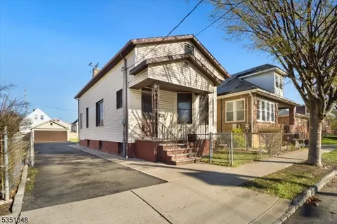 59 Salter Pl, Belleville, NJ 07109