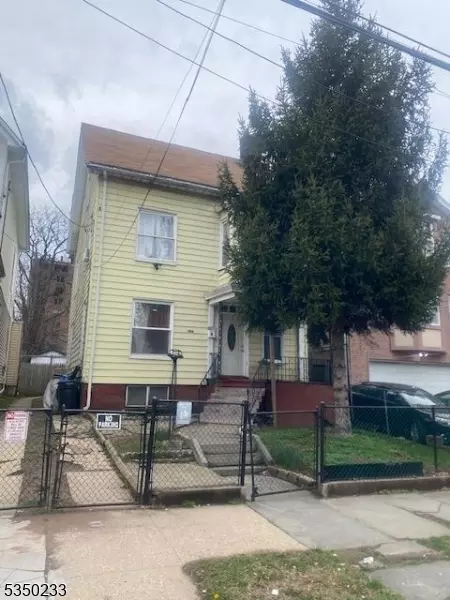 164 N 7th St, Newark, NJ 07107