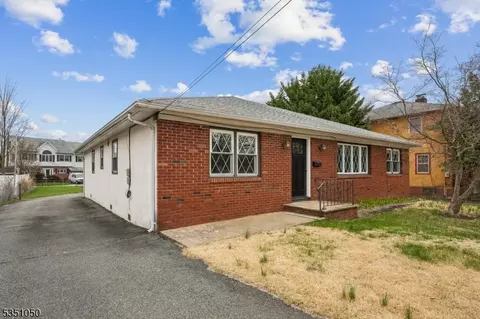 527 Oak St, Boonton, NJ 07005