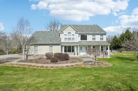 53 Lime Kiln Rd, Columbia, NJ 07832