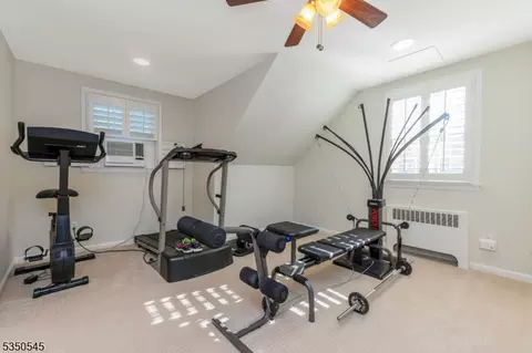 70 Maple Ave, Berkeley Heights, NJ 07922 photo 15