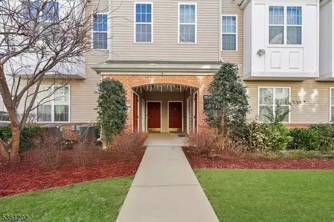 410 Howe Ave #8, Passaic, NJ 07055