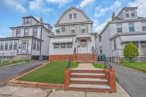 915 Chancellor Ave, Irvington, NJ 07111