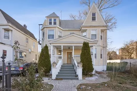 15 Eppirt St, East Orange, NJ 07018