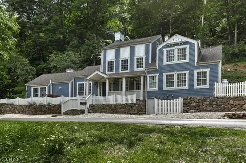 7 Union School House Rd, Mendham Twp, NJ 07945