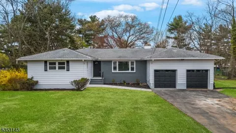 344 W Point Ave, Franklin Twp, NJ 08873