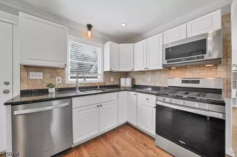 128 Sunset Ln, Basking Ridge, NJ 07920 photo 9
