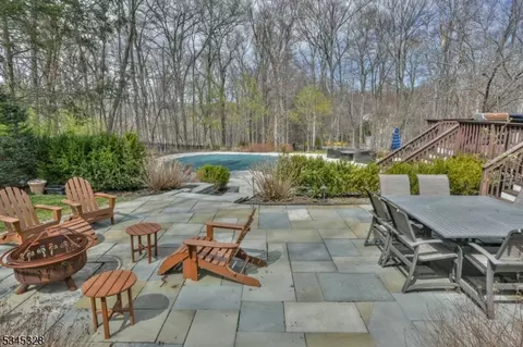 457 Laurel Ln, Kinnelon, NJ 07405 photo 38