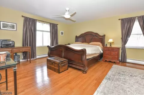 457 Laurel Ln, Kinnelon, NJ 07405 photo 17
