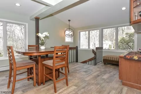 457 Laurel Ln, Kinnelon, NJ 07405 photo 14