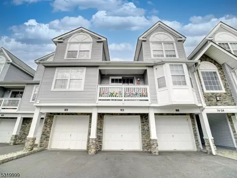 18 Whisper Way E, Ledgewood, NJ 07852
