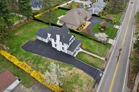 295 Ratzer Rd, Wayne, NJ 07470 photo 5