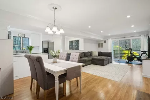 51 Mt Kemble Ave 212 #212, Morristown, NJ 07960