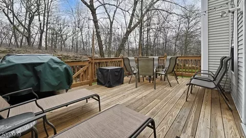 111 Warbler Dr, Wayne, NJ 07470 photo 28