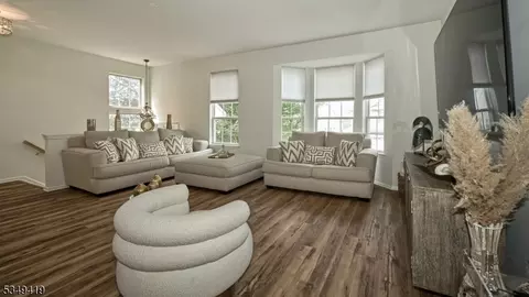 111 Warbler Dr, Wayne, NJ 07470 photo 6
